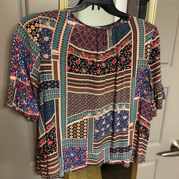 Boho shirt with tassel front - Picture 2 of 2